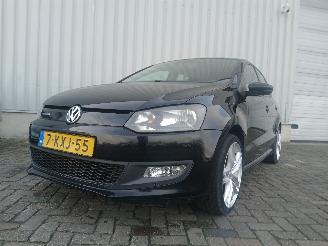krockskadad bil auto Volkswagen Polo Polo V (6R) Hatchback 1.2 TDI 12V BlueMotion (CFWA(Euro 5)) [55kW]  (1=
0-2009/05-2014) 2013/8