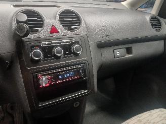 Volkswagen Caddy Caddy III (2KA,2KH,2CA,2CH) Van 1.6 TDI 16V (CAYD) [75kW]  (08-2010/05=
-2015) picture 17