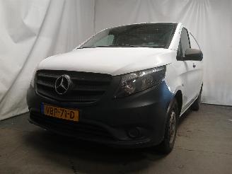 Voiture accidenté Mercedes Vito Vito (447.6) Van 2.2 116 CDI 16V (OM651.950) [120kW]  (10-2014/...) 2016/12