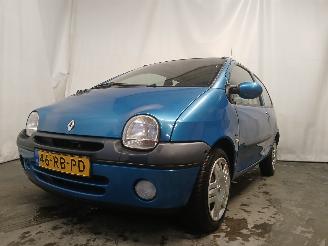 krockskadad bil auto Renault Twingo Twingo (C06) Hatchback 3-drs 1.2 16V (D4F-708) [55kW]  (10-2003/05-200=
7) 2005/1