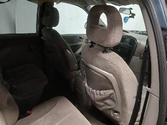 Chrysler Voyager Voyager/Grand Voyager (RG/RS) MPV 3.3 V6 (EGA) [128kW]  (02-2000/12-20=
08) picture 10