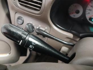 Chrysler Voyager Voyager/Grand Voyager (RG/RS) MPV 3.3 V6 (EGA) [128kW]  (02-2000/12-20=
08) picture 16