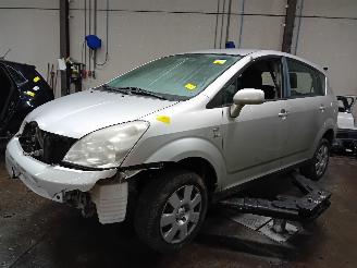 demontáž osobní automobily Toyota Corolla Corolla Verso (R10/11) MPV 1.8 16V VVT-i (1ZZFE) [95kW]  (04-2004/03-2=
009) 2005/1