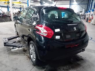 Peugeot 208 208 I (CA/CC/CK/CL) Hatchback 1.2 Vti 12V PureTech 82 (EB2F(HMZ)) [60k=
W]  (03-2012/12-2019) picture 4