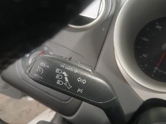 Seat Ibiza Ibiza IV (6J5) Hatchback 5-drs 1.2 TDI Ecomotive (CFWA) [55kW]  (06-20=
10/05-2015) picture 13