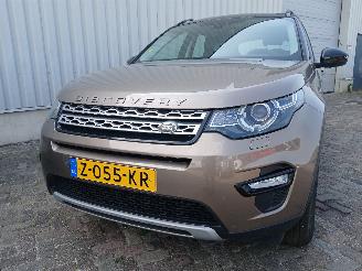 damaged passenger cars Land Rover Discovery Discovery Sport (LC) Terreinwagen 2.0 TD4 180 16V (204DTD(AJ20D4)) [13=
2kW]  (06-2015/...) 2016/11