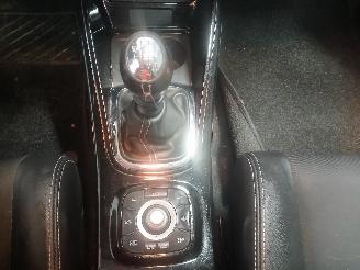 Renault Mégane Megane III Berline (BZ) Hatchback 5-drs 1.5 dCi 110 (K9K-657) [81kW]  =
(02-2009/02-2016) picture 17