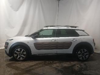 Citroën C4 C4 Cactus (0B/0P) Hatchback 5-drs 1.2 PureTech 82 12V (EB2F(HMZ)) [60k=
W]  (09-2014/...) picture 4