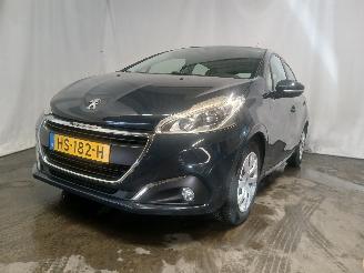Schadeauto Peugeot 208 208 I (CA/CC/CK/CL) Hatchback 1.2 Vti 12V PureTech 82 (EB2F(HMZ)) [60k=
W]  (03-2012/12-2019) 2016/1