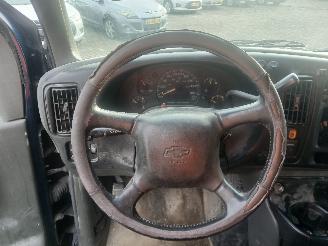 GMC  Chevrolet Express picture 16