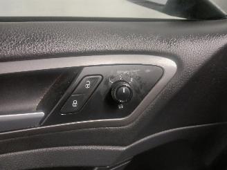 Volkswagen Golf Golf VII (AUA) Hatchback 1.2 TSI 16V (CJZB) [63kW]  (08-2012/03-2020) picture 14