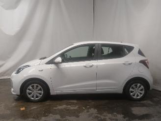 Hyundai I-10 i10 (B5) Hatchback 1.0 12V (G3LA) [49kW]  (08-2013/06-2020) picture 4