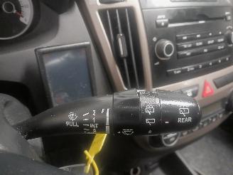 Kia Cee d Cee'd Sporty Wagon (EDF) Combi 1.6 16V (G4FC) [90kW]  (09-2007/12-2012=
) picture 15