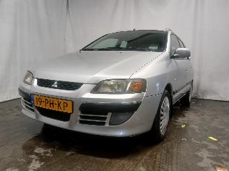 Avarii autoturisme Mitsubishi Space-star Space Star (DG) MPV 1.6 16V (4G18) [72kW]  (01-2001/12-2004) 2004/6
