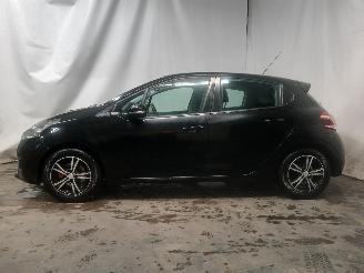 Peugeot 208 208 I (CA/CC/CK/CL) Hatchback 1.2 Vti 12V PureTech 82 (EB2F(HMZ)) [60k=
W]  (03-2012/12-2019) picture 4