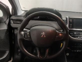 Peugeot 208 208 I (CA/CC/CK/CL) Hatchback 1.2 Vti 12V PureTech 82 (EB2F(HMZ)) [60k=
W]  (03-2012/12-2019) picture 20