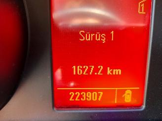 Opel Astra Astra J (PC6/PD6/PE6/PF6) Hatchback 5-drs 1.6 16V (A16XER(Euro 5)) [85=
kW]  (12-2009/10-2015) picture 2