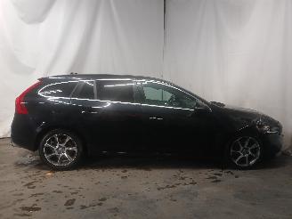 Volvo V-60 V60 I (FW/GW) Combi 2.0 D4 16V (D4204T5(Euro 6)) [133kW]  (10-2013/12-=
2015) picture 7