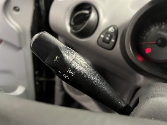 Hyundai Atos Atos Hatchback 1.1 12V (G4HG) [46kW]  (01-1997/12-2008) picture 14