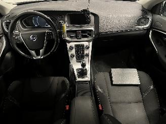 Volvo V-40 V40 (MV) Hatchback 5-drs 1.6 T4 GTDi 16V (B4164T) [132kW]  (03-2012/12=
-2016) picture 11