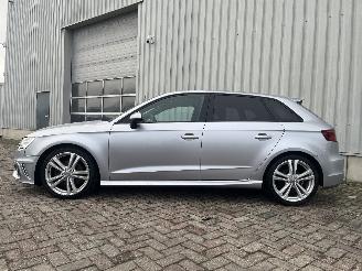 Audi A3 A3 Sportback (8VA/8VF) Hatchback 5-drs 2.0 TDI 16V Quattro (CUNA) [135=
kW]  (05-2013/07-2018) picture 4