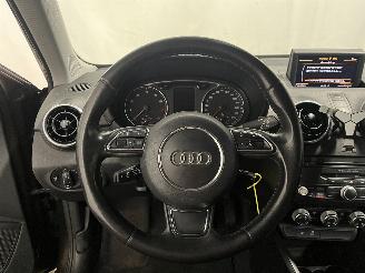 Audi A1 A1 (8X1/8XK) Hatchback 3-drs 1.2 TFSI (CBZA) [63kW]  (05-2010/04-2015)= picture 21