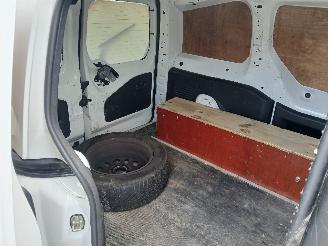 Peugeot Partner Partner (GC/GF/GG/GJ/GK) Van 1.6 (TU5JP4B(NFR)) [66kW]  (04-2008/02-20=
12) picture 9