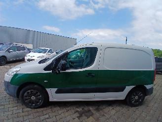 Peugeot Partner Partner (GC/GF/GG/GJ/GK) Van 1.6 (TU5JP4B(NFR)) [66kW]  (04-2008/02-20=
12) picture 4