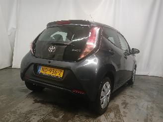 Toyota Aygo Aygo (B40) Hatchback 1.0 12V VVT-i (1KR-FE) [51kW]  (05-2014/06-2018) picture 5