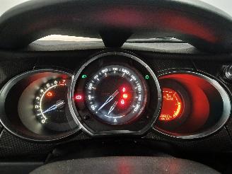 Citroën DS3 DS3 (SA) Hatchback 1.6 16V VTS THP 155 (EP6DT(5FR)) [115kW]  (11-2009/=
07-2015) picture 24