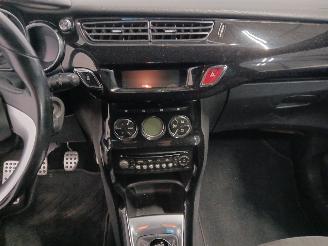 Citroën DS3 DS3 (SA) Hatchback 1.6 VTi 120 16V (EP6C(5FS)) [88kW]  (04-2010/07-201=
5) picture 19