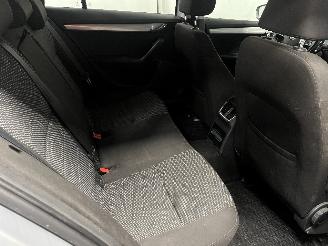 Skoda Octavia Octavia Combi (5EAC) Combi 5-drs 1.6 TDI Greenline 16V (CRKB) [81kW]  =
(05-2013/07-2020) picture 17