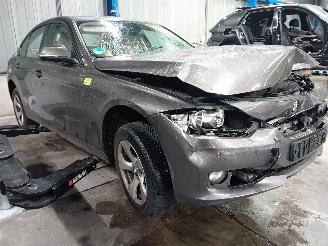 BMW 3-serie 3 serie (F30) Sedan 320d 2.0 16V EfficientDynamicsEdition (N47-D20C) [=
120kW]  (11-2011/10-2018) picture 2