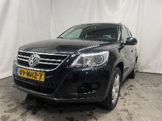 krockskadad bil auto Volkswagen Tiguan Tiguan (5N1/2) SUV 2.0 TSI 16V 4Motion (CAWA(Euro 5)) [125kW]  (09-200=
7/07-2018) 2009/9
