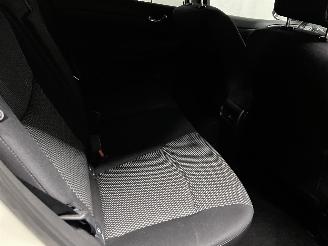 Nissan Pulsar Pulsar (C13) Hatchback 1.2 DIG-T 16V (HRA2DDT) [85kW]  (10-2014/...) picture 18