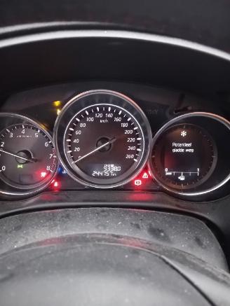 Mazda CX-5 CX-5 I (KE,GH) SUV 2.0 SkyActiv-G 165 16V 2WD (PEY6) [121kW]  (11-2011=
/06-2017) picture 2