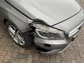 Mercedes A-klasse A (W176) Hatchback 1.6 A-180 16V (M270.910) [90kW]  (09-2012/05-2018) picture 11