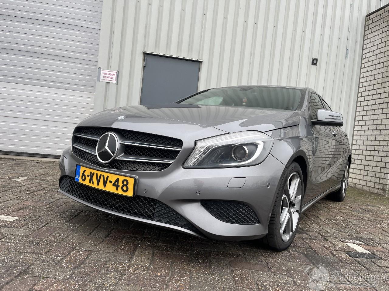 Mercedes A-klasse A (W176) Hatchback 1.6 A-180 16V (M270.910) [90kW]  (09-2012/05-2018)
