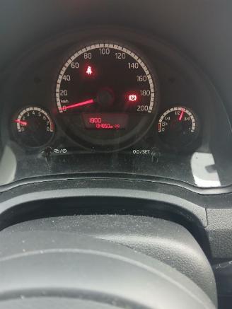 Volkswagen Up! Up! (121) Hatchback 1.0 12V 60 (CHYA) [44kW]  (08-2011/08-2020) picture 2