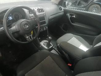 Volkswagen Polo Polo V (6R) Hatchback 1.2 TDI 12V BlueMotion (CFWA(Euro 5)) [55kW]  (1=
0-2009/05-2014) picture 11