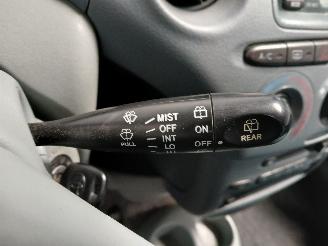 Toyota Yaris Yaris (P1) Hatchback 1.3 16V VVT-i (2NZFE) [63kW]  (08-1999/11-2005) picture 15