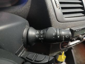 Renault Mégane Megane III Grandtour (KZ) Combi 5-drs 1.4 16V TCe 130 (H4J-700(H4J-A7)=
) [96kW]  (05-2009/02-2016) picture 16