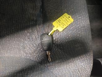 Renault Trafic Trafic New (FL) Van 1.9 dCi 82 16V (F9Qt-762) [60kW]  (03-2001/10-2006=
) picture 23