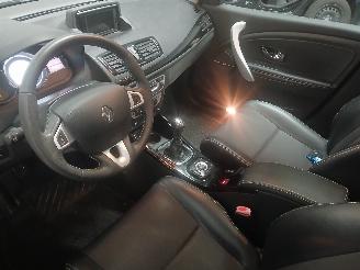 Renault Mégane Megane III Berline (BZ) Hatchback 5-drs 1.5 dCi 110 (K9K-657) [81kW]  =
(02-2009/02-2016) picture 12