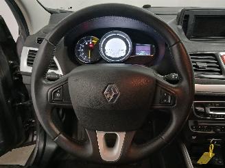 Renault Mégane Megane III Grandtour (KZ) Combi 5-drs 1.4 16V TCe 130 (H4J-700(H4J-A7)=
) [96kW]  (05-2009/02-2016) picture 13