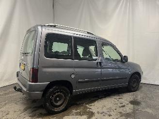 Citroën Berlingo Berlingo Cinqspace, Multispace MPV 1.6 16V (TU5JP4(NFU)) [80kW]  (10-2=
000/12-2011) picture 6