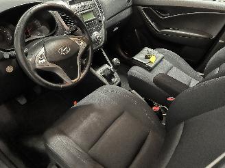 Hyundai Ix20 iX20 (JC) SUV 1.4i 16V (G4FA) [66kW]  (11-2010/07-2019) picture 21