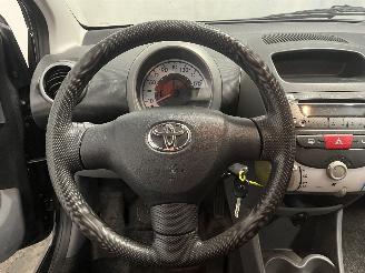Toyota Aygo Aygo (B10) Hatchback 1.0 12V VVT-i (1KR-FE) [50kW]  (07-2005/05-2014) picture 26