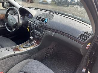Mercedes E-klasse E (W211) Sedan 2.2 E-220 CDI 16V (OM646.961) [110kW]  (03-2002/12-2008=
) picture 6