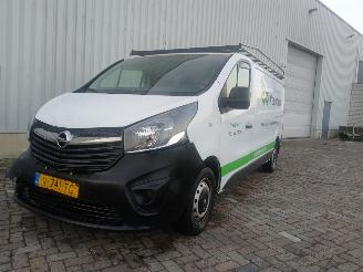 krockskadad bil auto Opel Vivaro Vivaro Van 1.6 CDTI 95 Euro 6 (R9M-413(R9M-H4)) [70kW]  (03-2016/12-20=
19) 2018/11